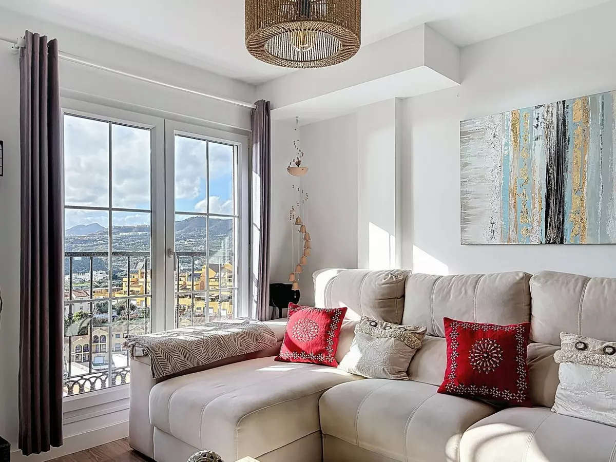 3-bedroom Apartment In Rincón De La Victoria, Spain (102 M²)