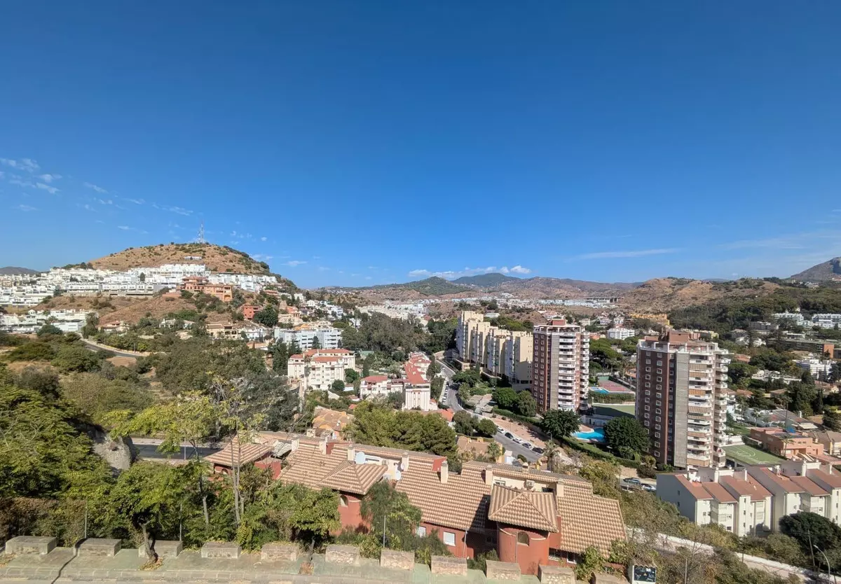5-bedroom Villa In Málaga, Spain (403 M²)