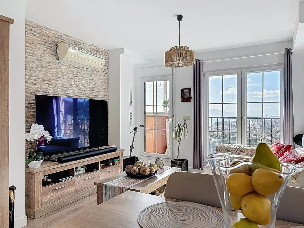 3-bedroom Apartment In Rincón De La Victoria, Spain (102 M²)