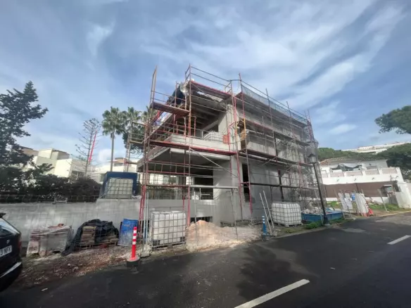 4-bedroom Villa In Marbella, Spain (380 M²)