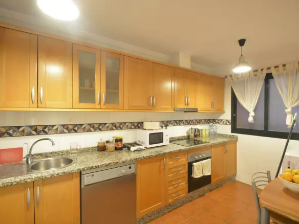 2-bedroom Apartment In Marbella, Spain (84 M²)