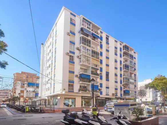 4-bedroom Apartment In Fuengirola, Spain (82 M²)