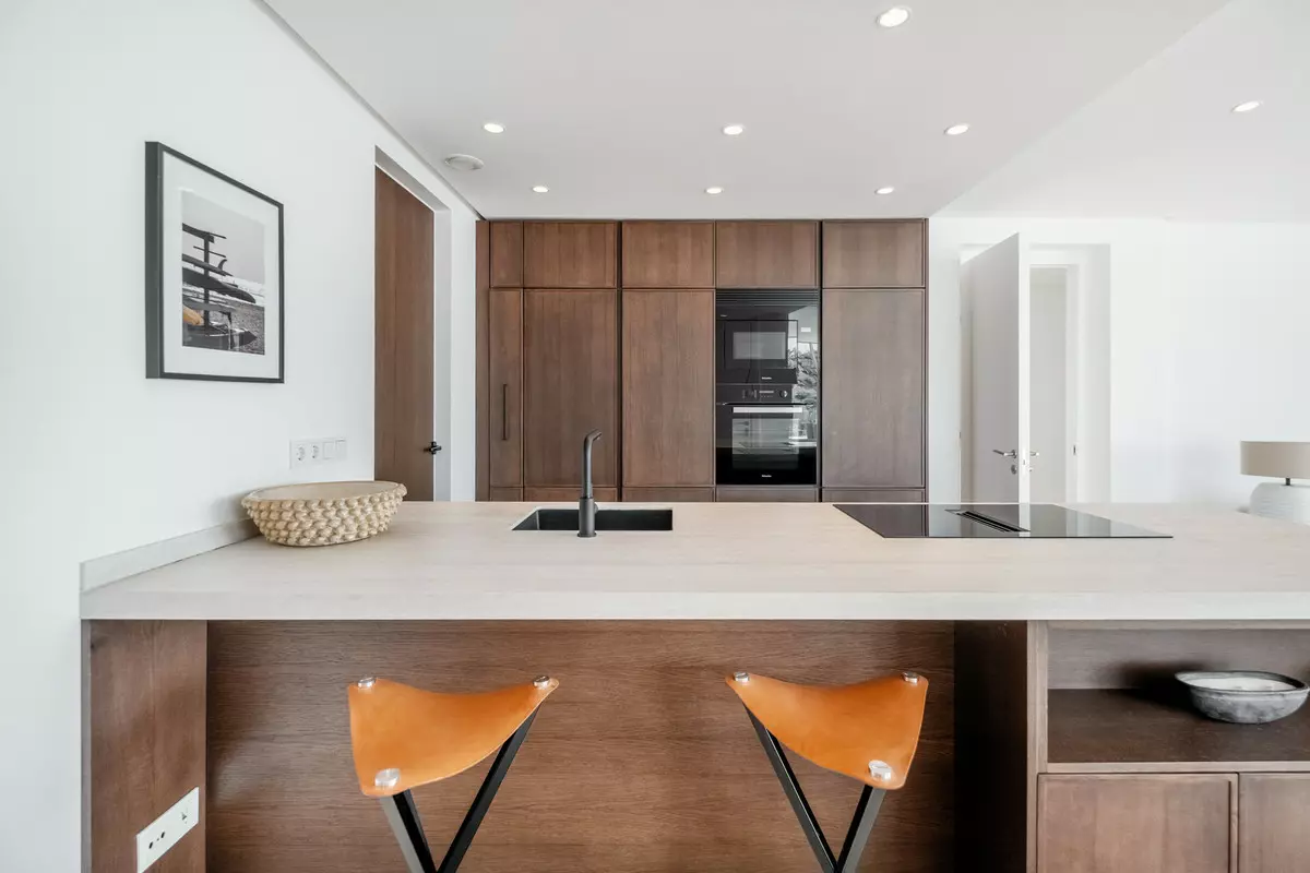 3-bedroom Apartment In Ojen, Spain (267 M²)