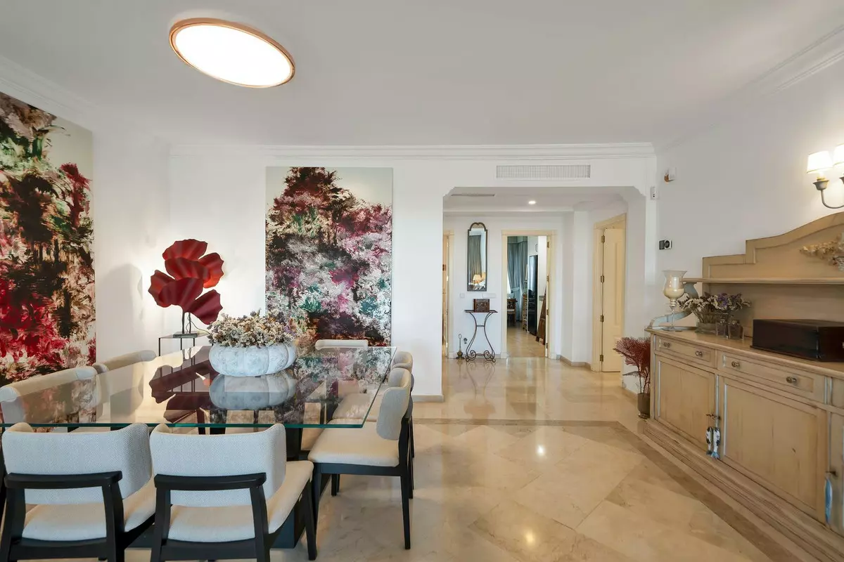 3-bedroom Apartment In Marbella, Spain (212 M²)