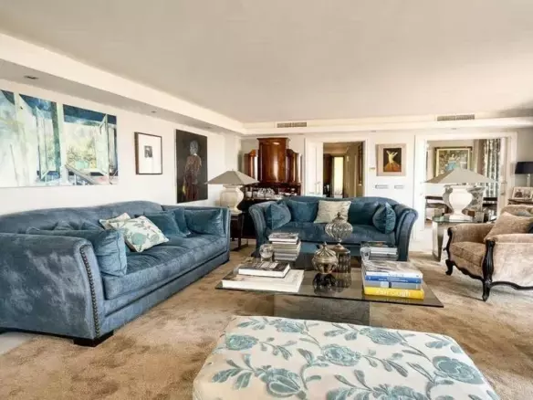 4-bedroom Villa In Málaga, Spain (400 M²)