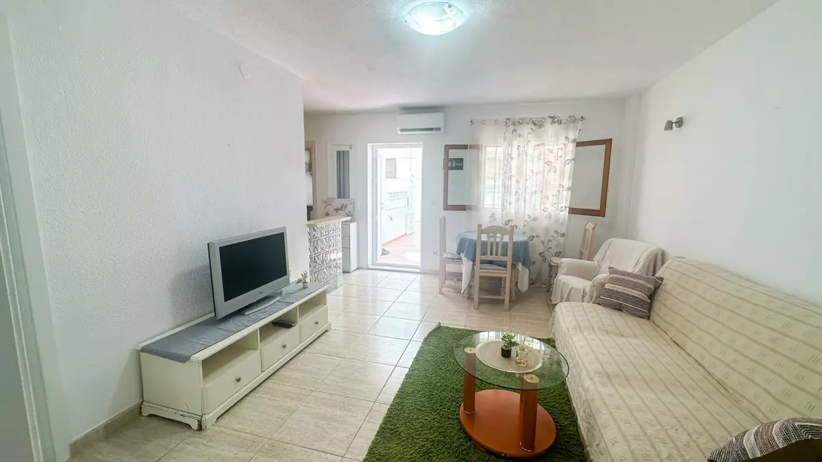2-bedroom Apartment In Orihuela, Spain (52 M²)