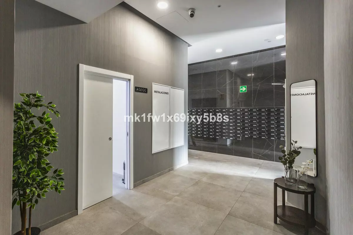 2-bedroom Apartment In Málaga, Spain (83 M²)