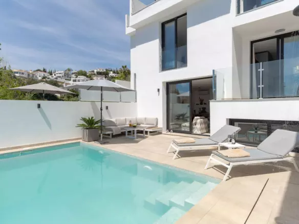 4-bedroom Town House In Fuengirola, Spain (183 M²)