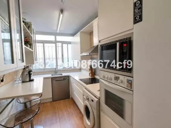 3-bedroom Apartment In Málaga, Spain (91 M²)