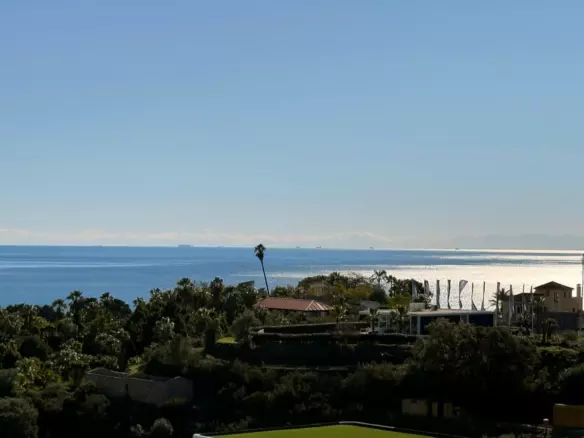 3-bedroom Apartment In Estepona, Spain (175 M²)