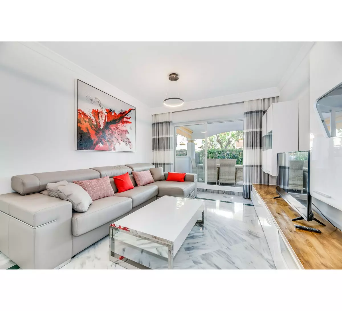 2-bedroom Apartment In Marbella, Spain (90 M²)
