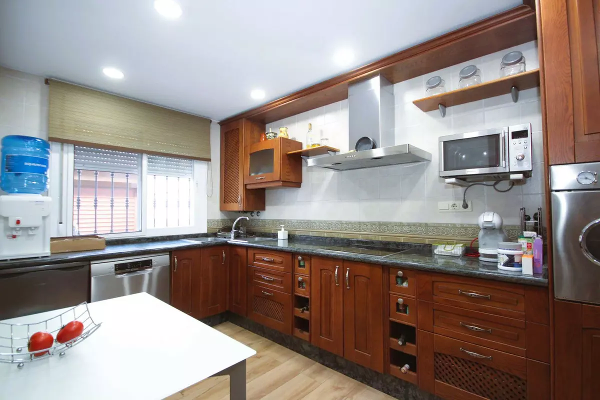 3-bedroom Town House In Marbella, Spain (102 M²)