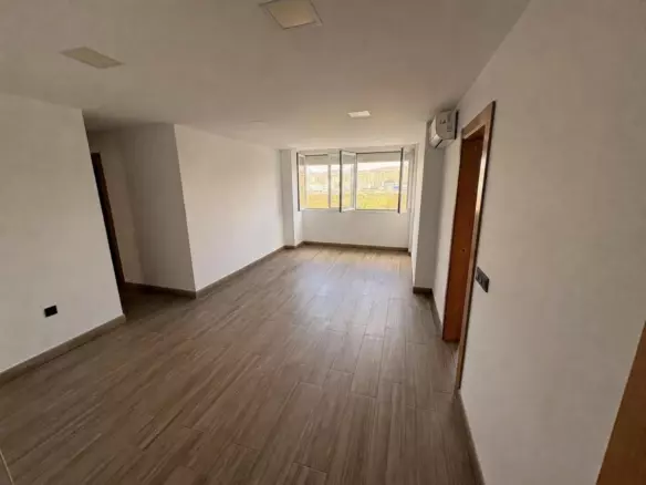 3-bedroom Apartment In Málaga, Spain (90 M²)