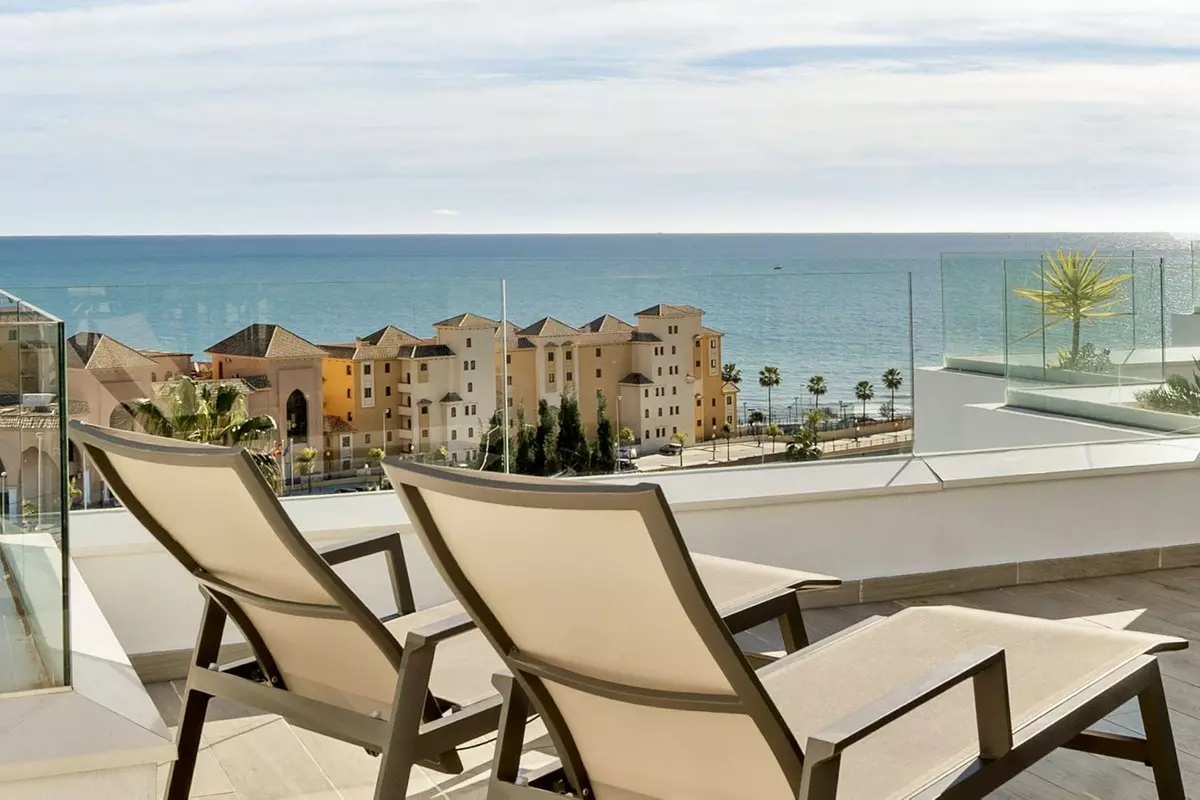 3-bedroom Town House In Fuengirola, Spain (152 M²)