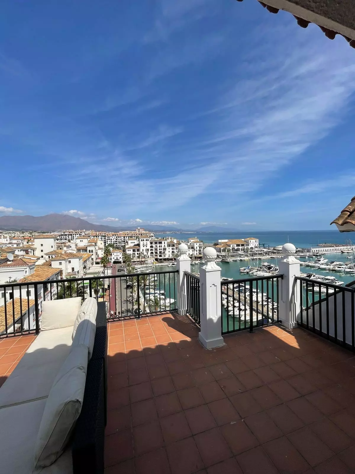3-bedroom Apartment In Manilva, Spain (150 M²)