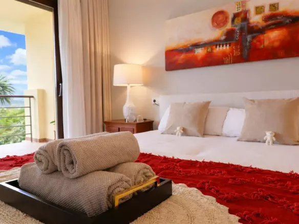 2-bedroom Apartment In Benahavis, Spain (94 M²)