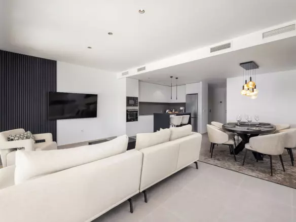 3-bedroom Apartment In Estepona, Spain (135 M²)