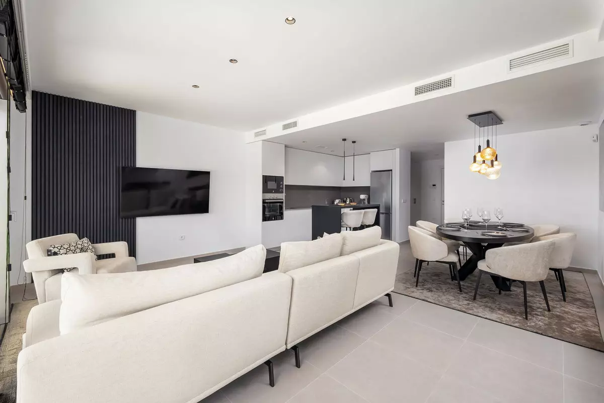 3-bedroom Apartment In Estepona, Spain (135 M²)