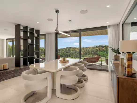 5-bedroom Villa In Marbella, Spain (342 M²)