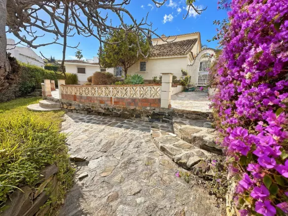 4-bedroom Villa In Mijas, Spain (189 M²)
