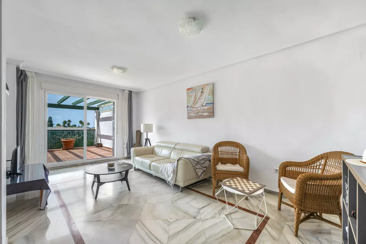 2-bedroom Apartment In Marbella, Spain (150 M²)
