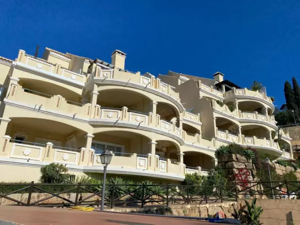 2-bedroom Apartment In Marbella, Spain (113 M²)
