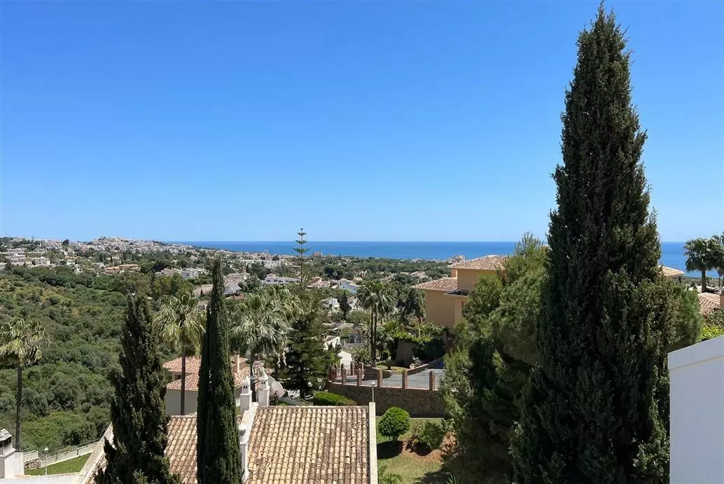 4-bedroom Villa In Mijas, Spain (209 M²)