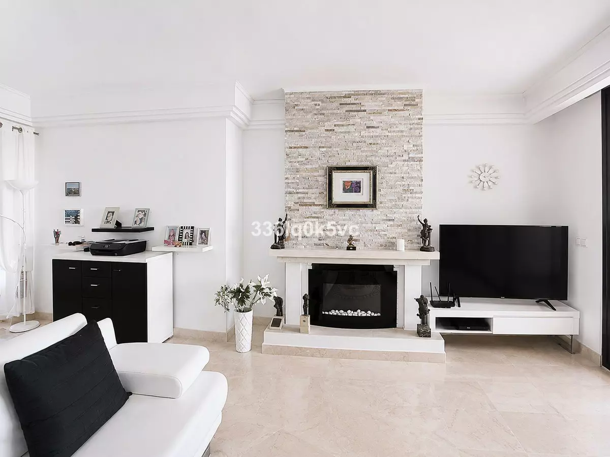 2-bedroom Apartment In Benahavis, Spain (104 M²)