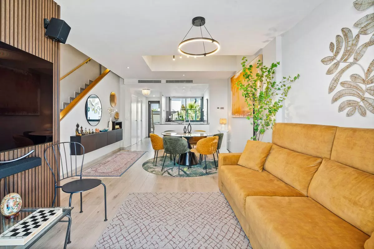 3-bedroom Town House In Fuengirola, Spain (152 M²)