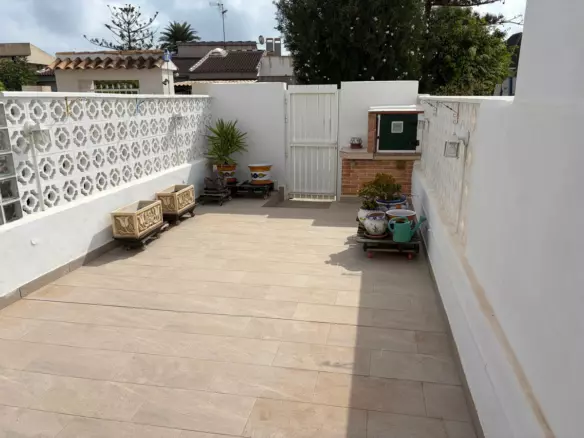 3-bedroom Town House In Orihuela, Spain (126 M²)