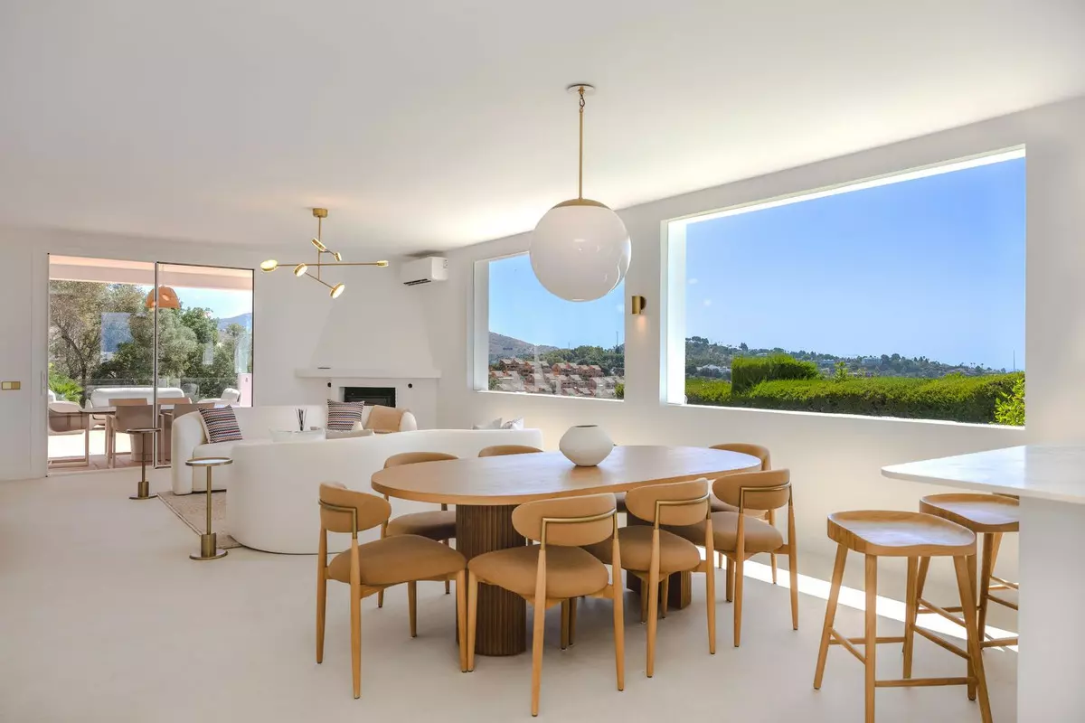 4-bedroom Villa In Marbella, Spain (239 M²)