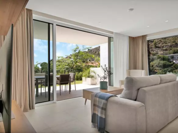 2-bedroom Apartment In Ojen, Spain (111 M²)