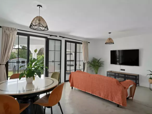 3-bedroom Town House In Estepona, Spain (171 M²)