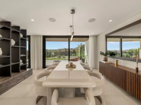 5-bedroom Villa In Marbella, Spain (342 M²)