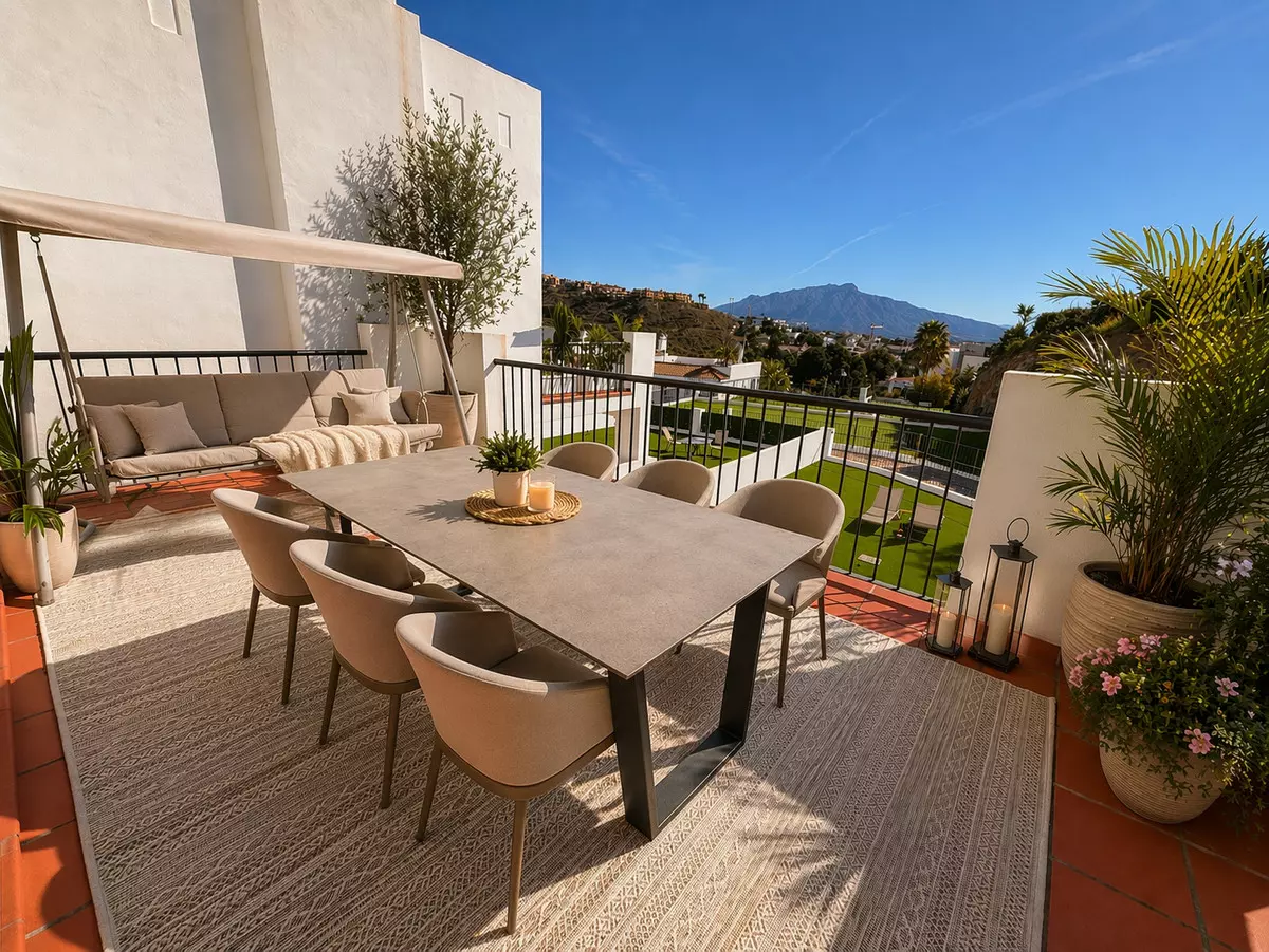 2-bedroom Apartment In Benahavis, Spain (106 M²)