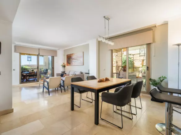 3-bedroom Apartment In Estepona, Spain (128 M²)
