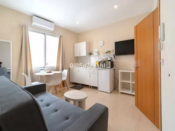 5-bedroom Town House In Málaga, Spain (105 M²)