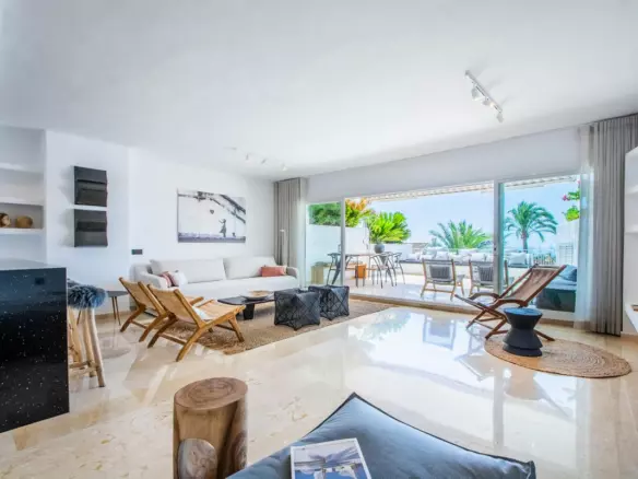 2-bedroom Apartment In Marbella, Spain (170 M²)