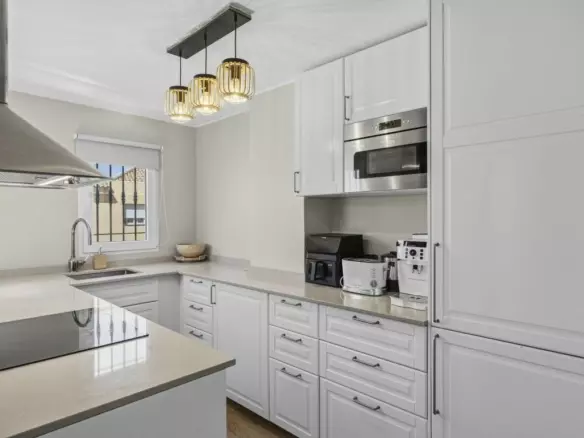 3-bedroom Apartment In Benalmádena, Spain (83 M²)