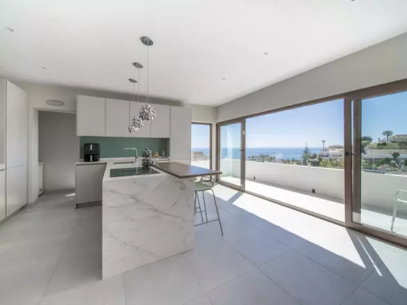 5-bedroom Villa In Benalmádena, Spain (364 M²)