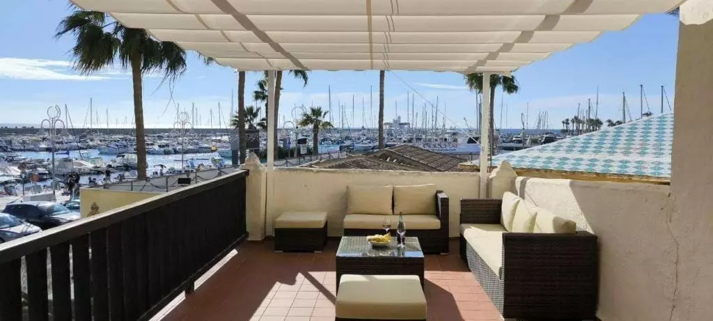 3-bedroom Apartment In Benalmádena, Spain (185 M²)