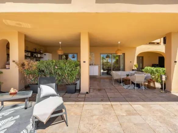 2-bedroom Apartment In Benahavis, Spain (103 M²)
