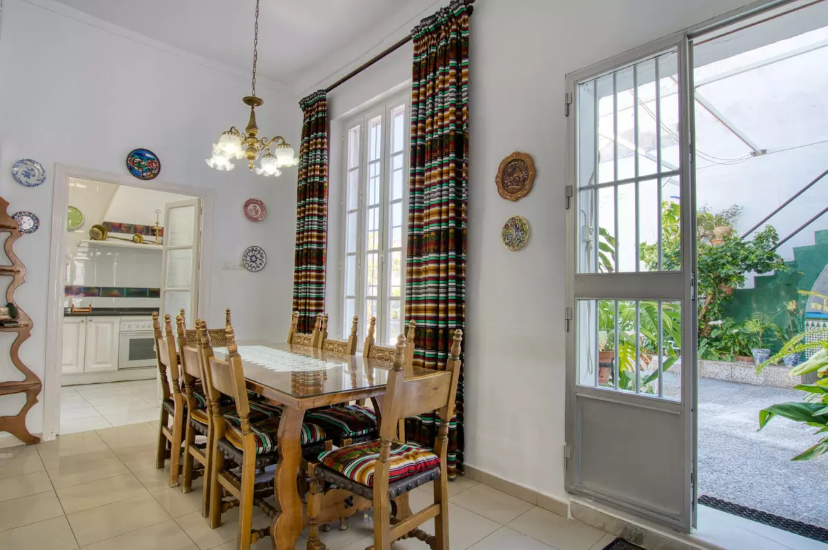 12-bedroom Town House In Vélez – Málaga, Spain (347 M²)