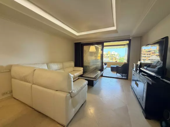 2-bedroom Apartment In Estepona, Spain (153 M²)