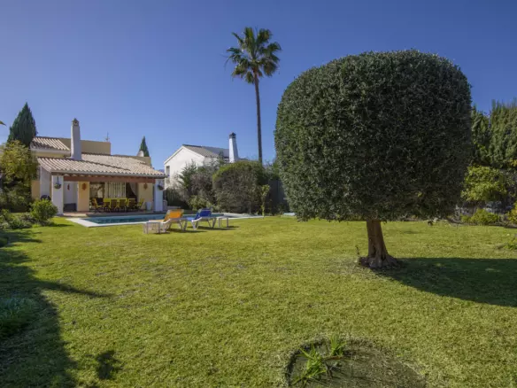 3-bedroom Villa In Benahavis, Spain (245 M²)