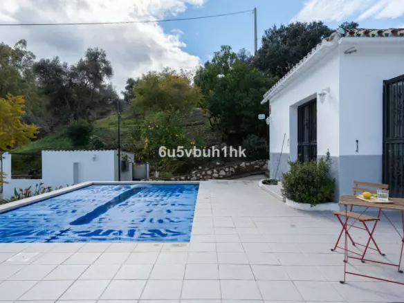 3-bedroom Country House In Alhaurín El Grande, Spain (223 M²)