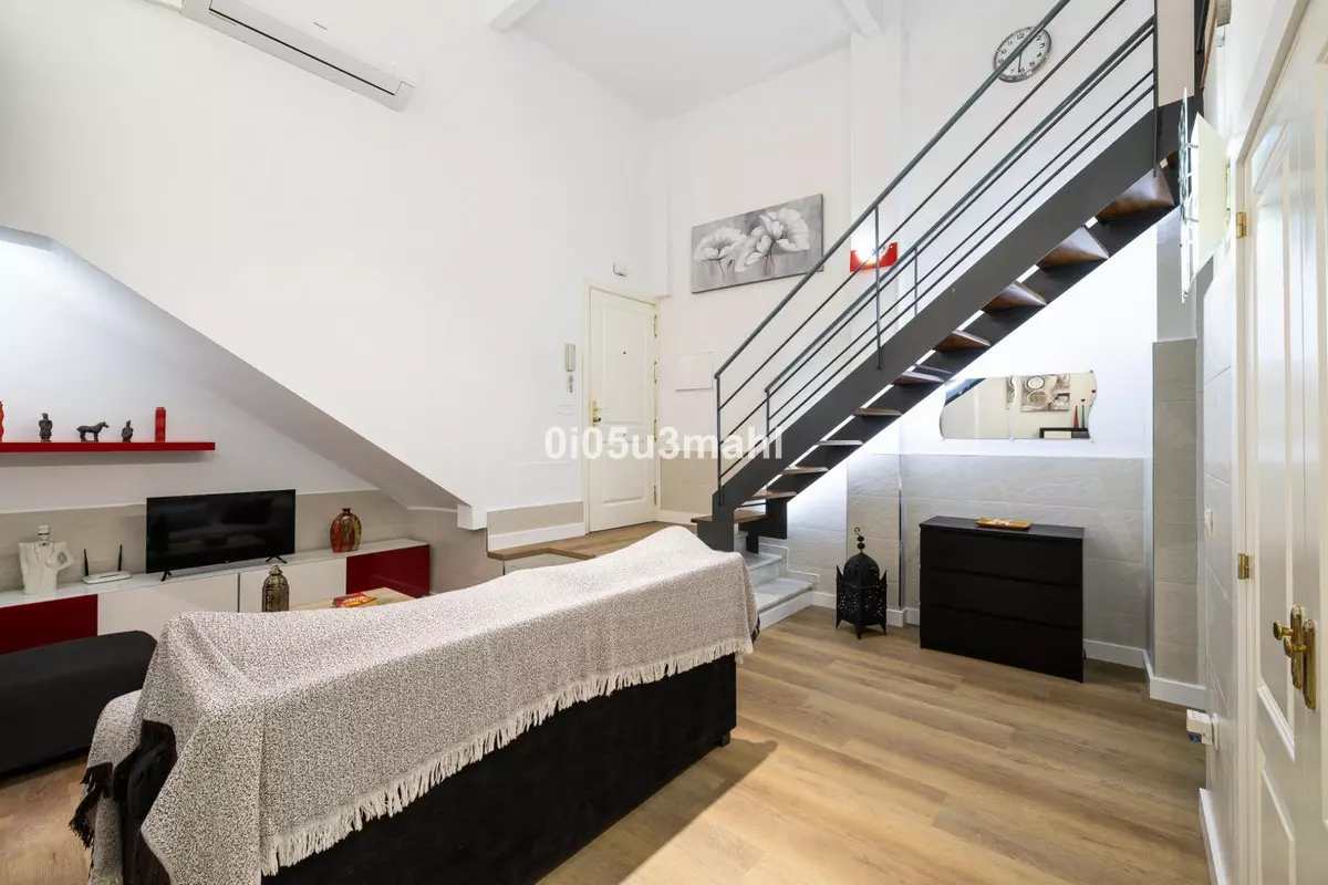 2-bedroom Apartment In Málaga, Spain (80 M²)
