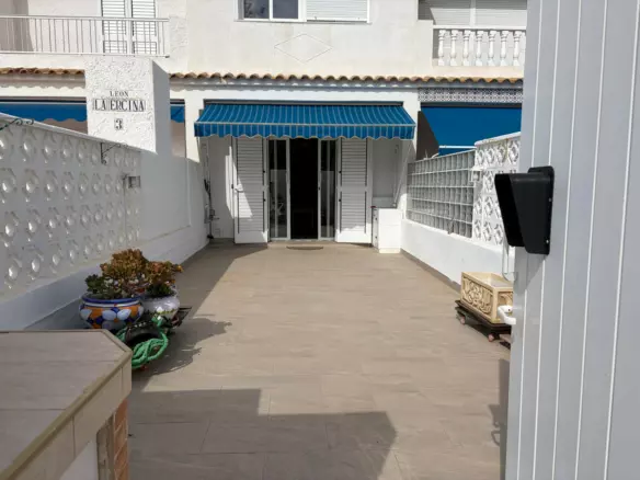 3-bedroom Town House In Orihuela, Spain (126 M²)