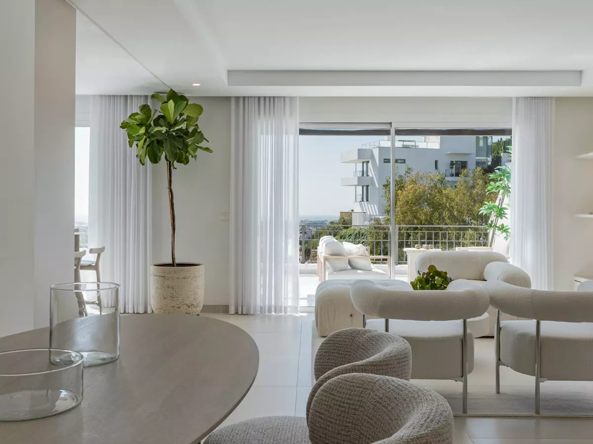 3-bedroom Apartment In Benahavis, Spain (145 M²)