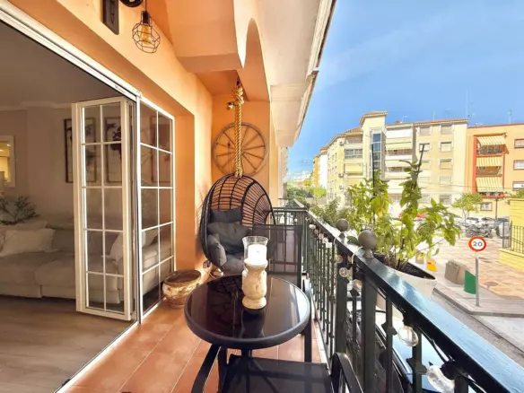 2-bedroom Apartment In Fuengirola, Spain (80 M²)